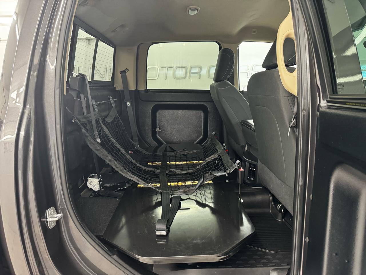 RAM 2500 Tradesman 4x4 Crew Cab 6'4" Box 2019