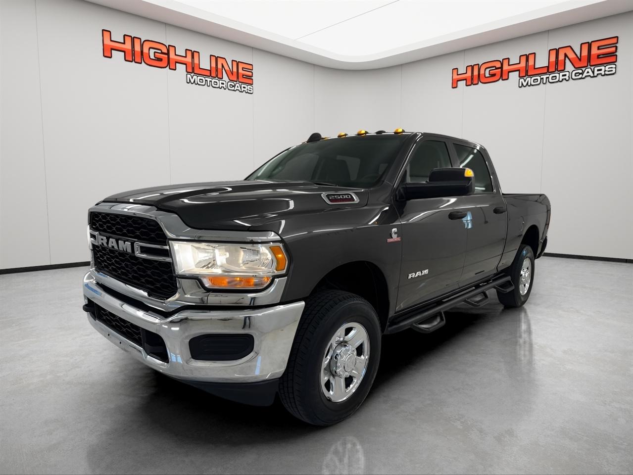 RAM 2500 Tradesman 4x4 Crew Cab 6'4" Box 2019