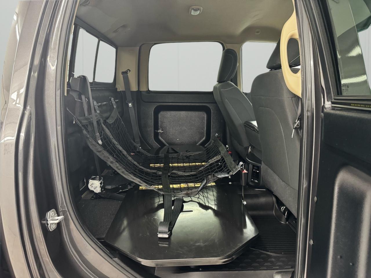 RAM 2500 Tradesman 4x4 Crew Cab 6'4" Box 2019