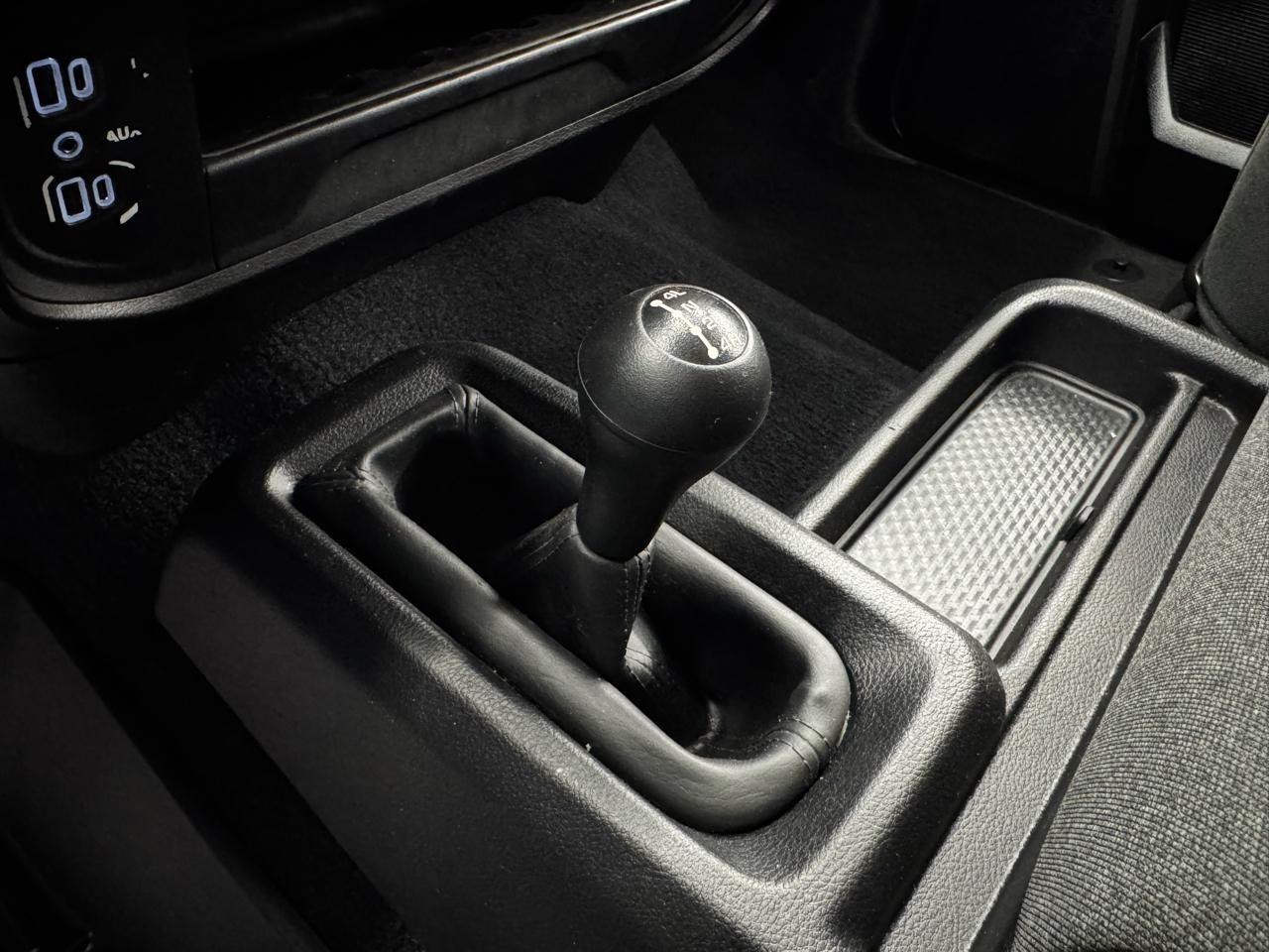 RAM 2500 Tradesman 4x4 Crew Cab 6'4" Box 2019