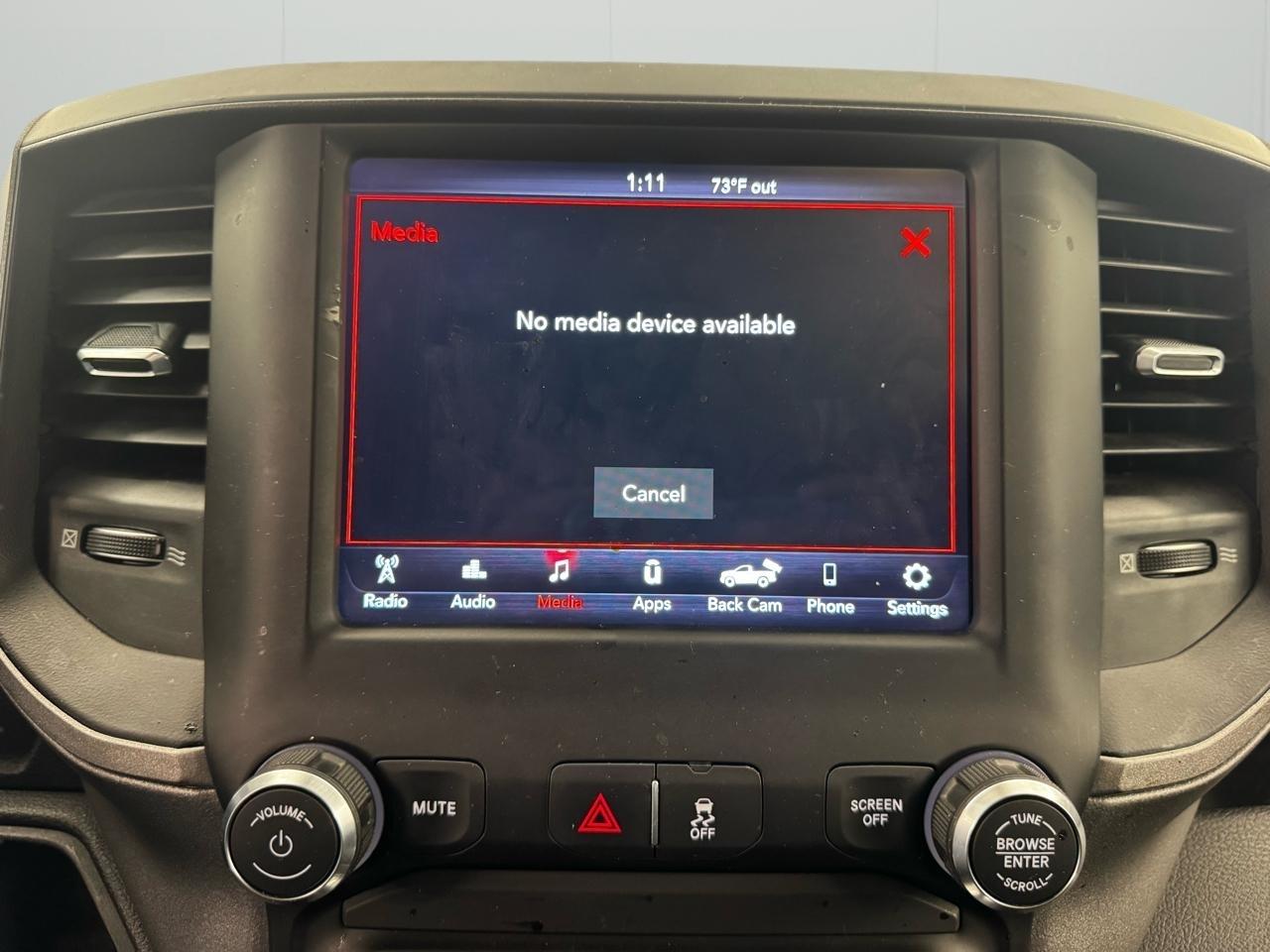 RAM 2500 Tradesman 4x4 Crew Cab 6'4" Box 2019