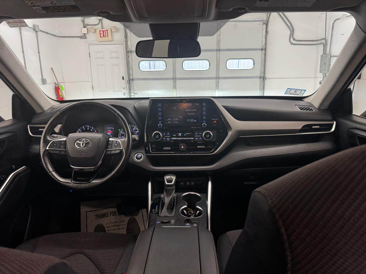 Toyota Highlander LE AWD (Natl) 2020