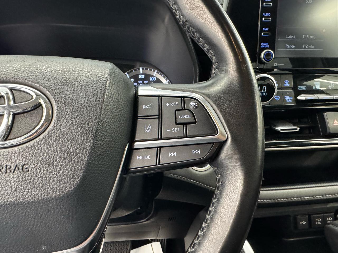 Toyota Highlander LE AWD (Natl) 2020