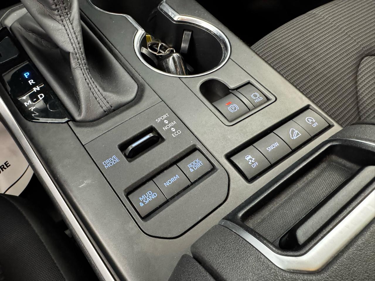 Toyota Highlander LE AWD (Natl) 2020