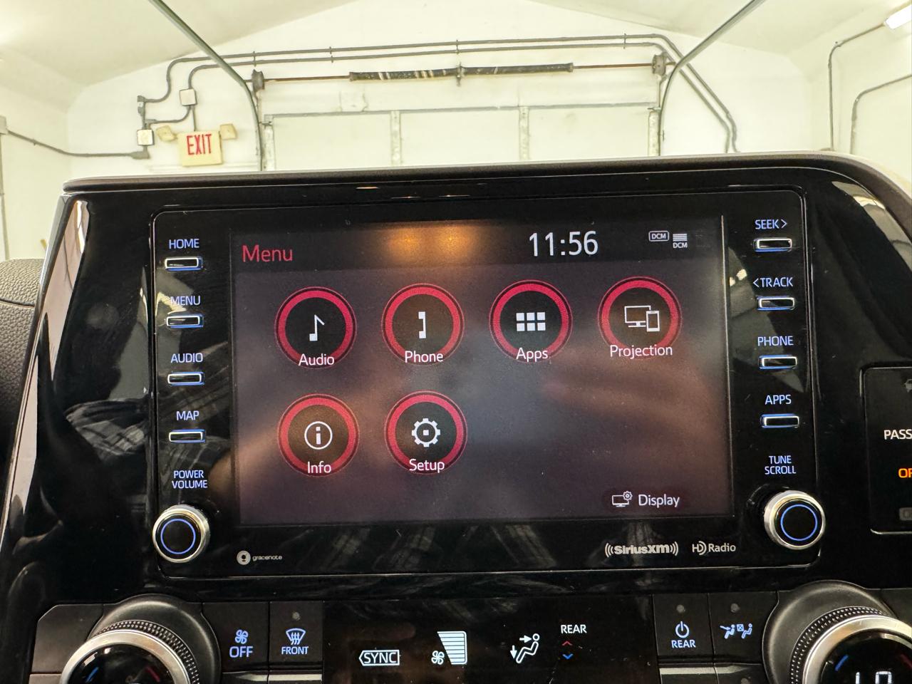 Toyota Highlander LE AWD (Natl) 2020