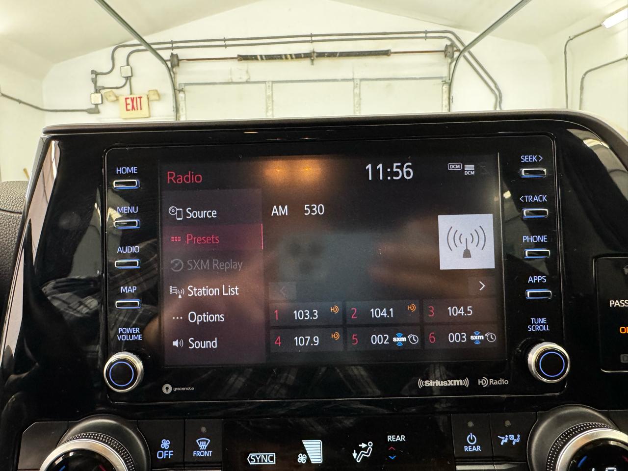 Toyota Highlander LE AWD (Natl) 2020