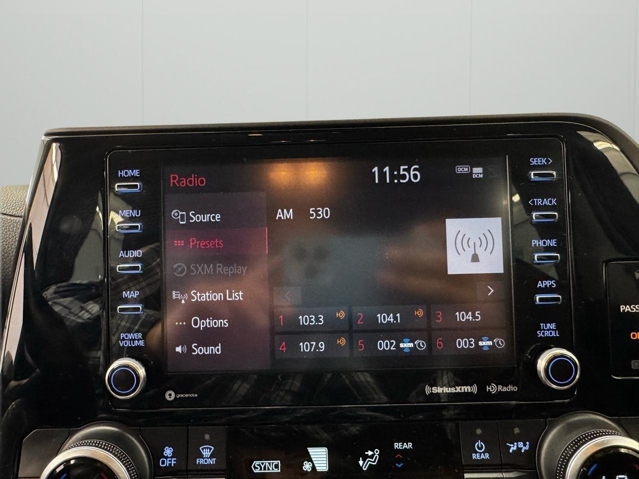 Toyota Highlander LE AWD (Natl) 2020