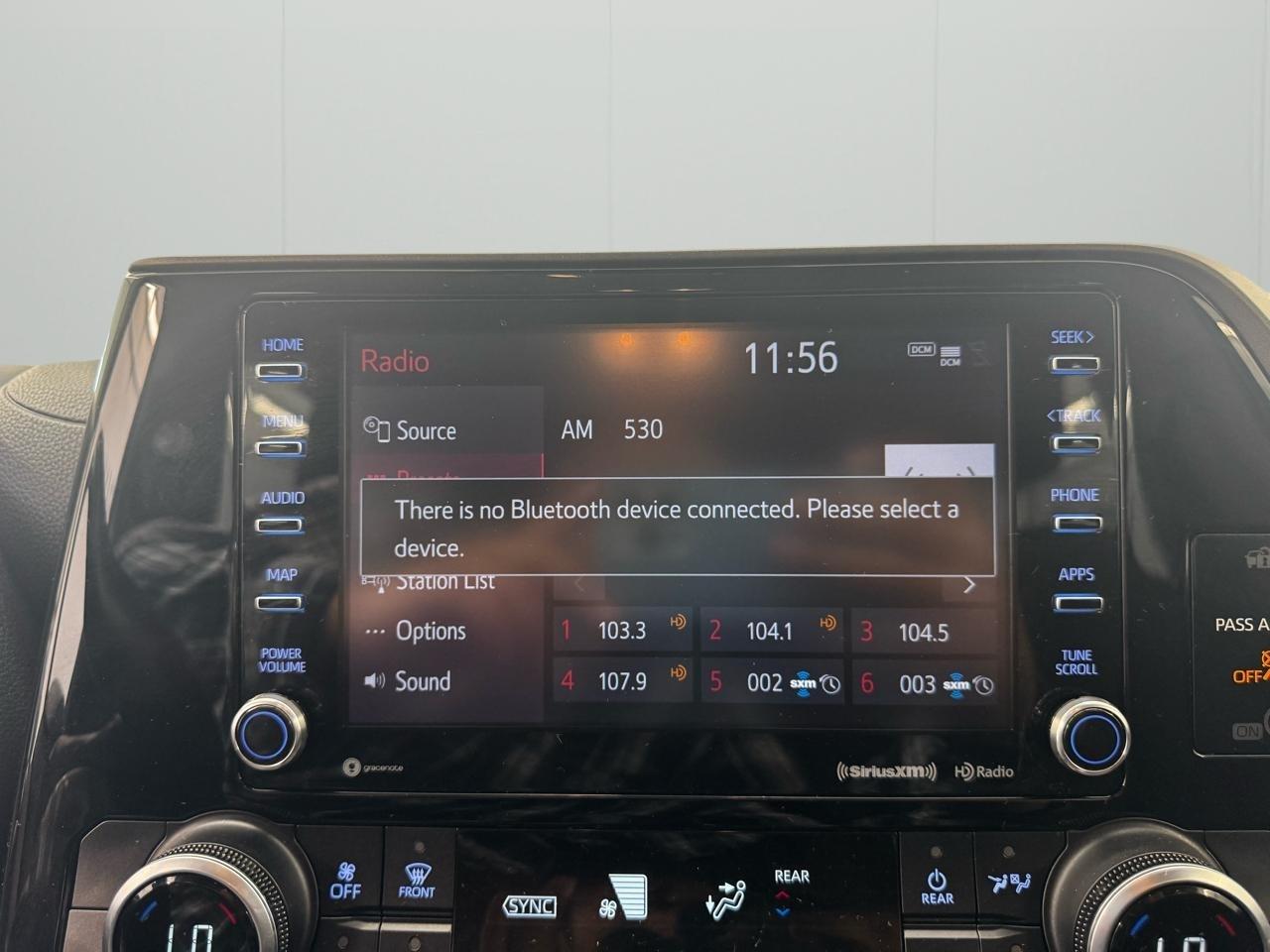 Toyota Highlander LE AWD (Natl) 2020