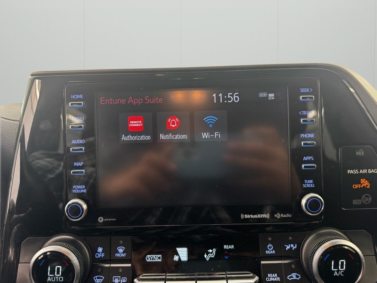 Toyota Highlander LE AWD (Natl) 2020