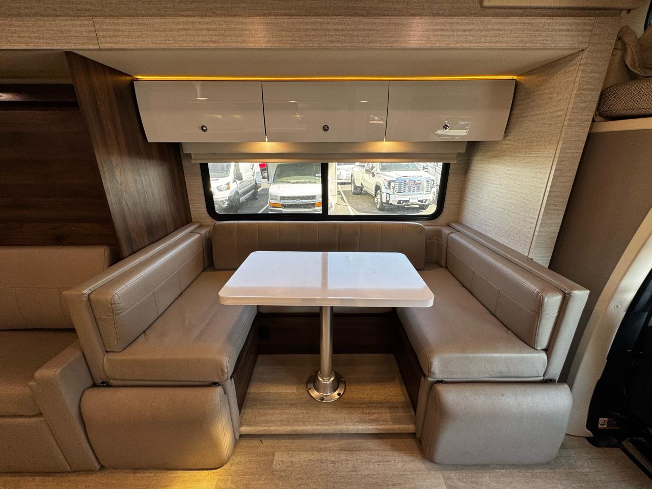 Winnebago View  2019
