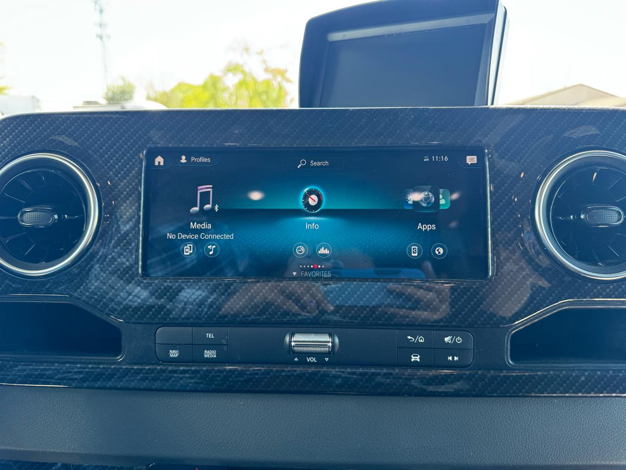 Winnebago View  2019