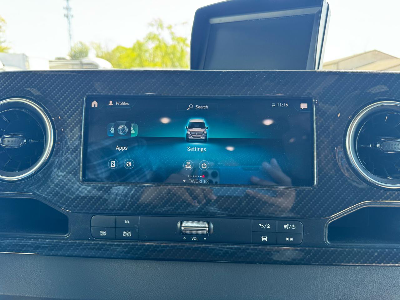 Winnebago View  2019