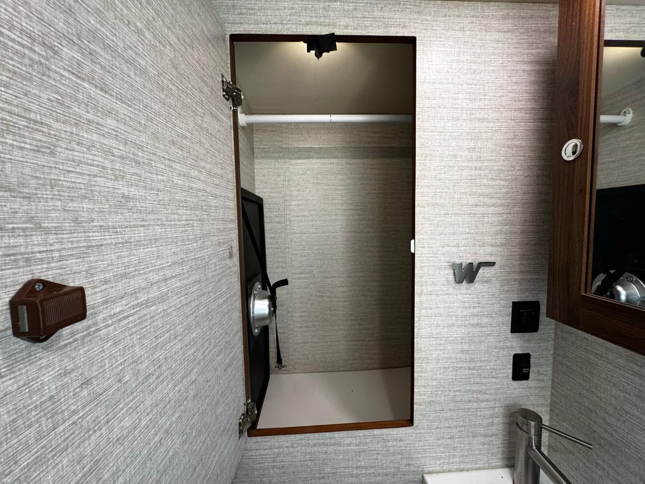 Winnebago View  2019