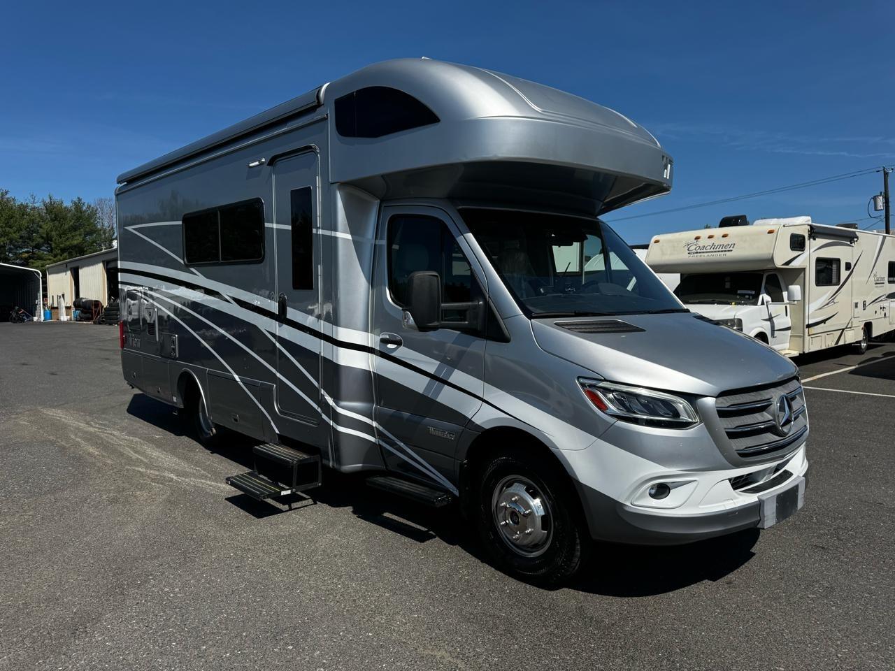 Winnebago View  2019