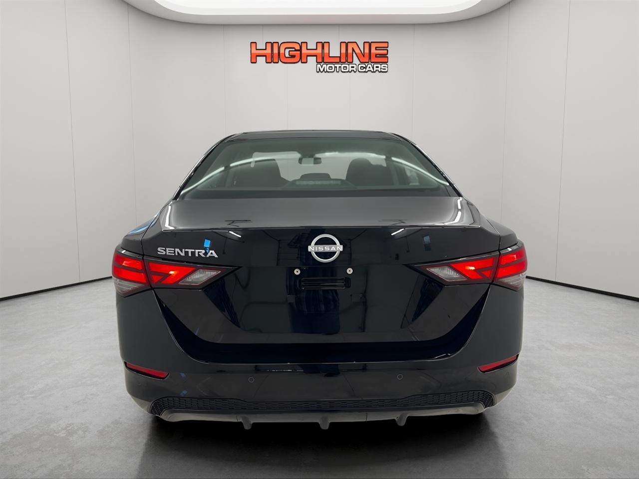 Nissan Sentra S CVT 2025