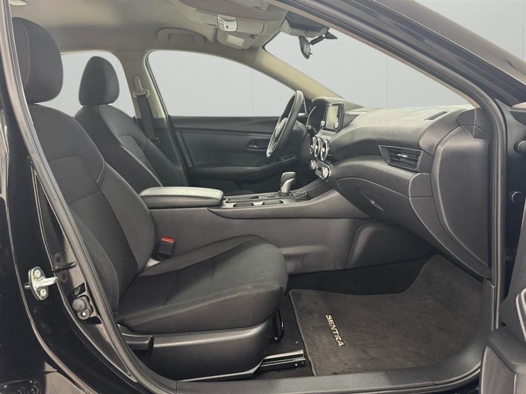 Nissan Sentra S CVT 2025