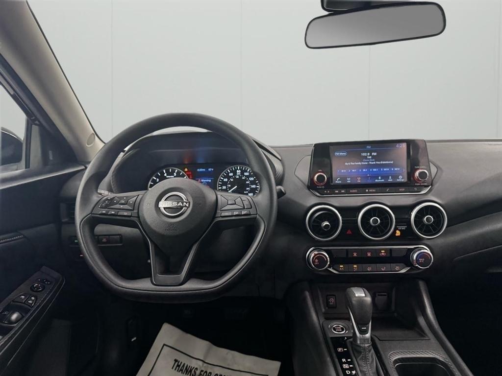 Nissan Sentra S CVT 2025