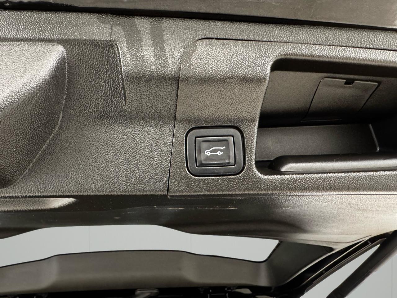 GMC Acadia FWD 4dr SLE 2022