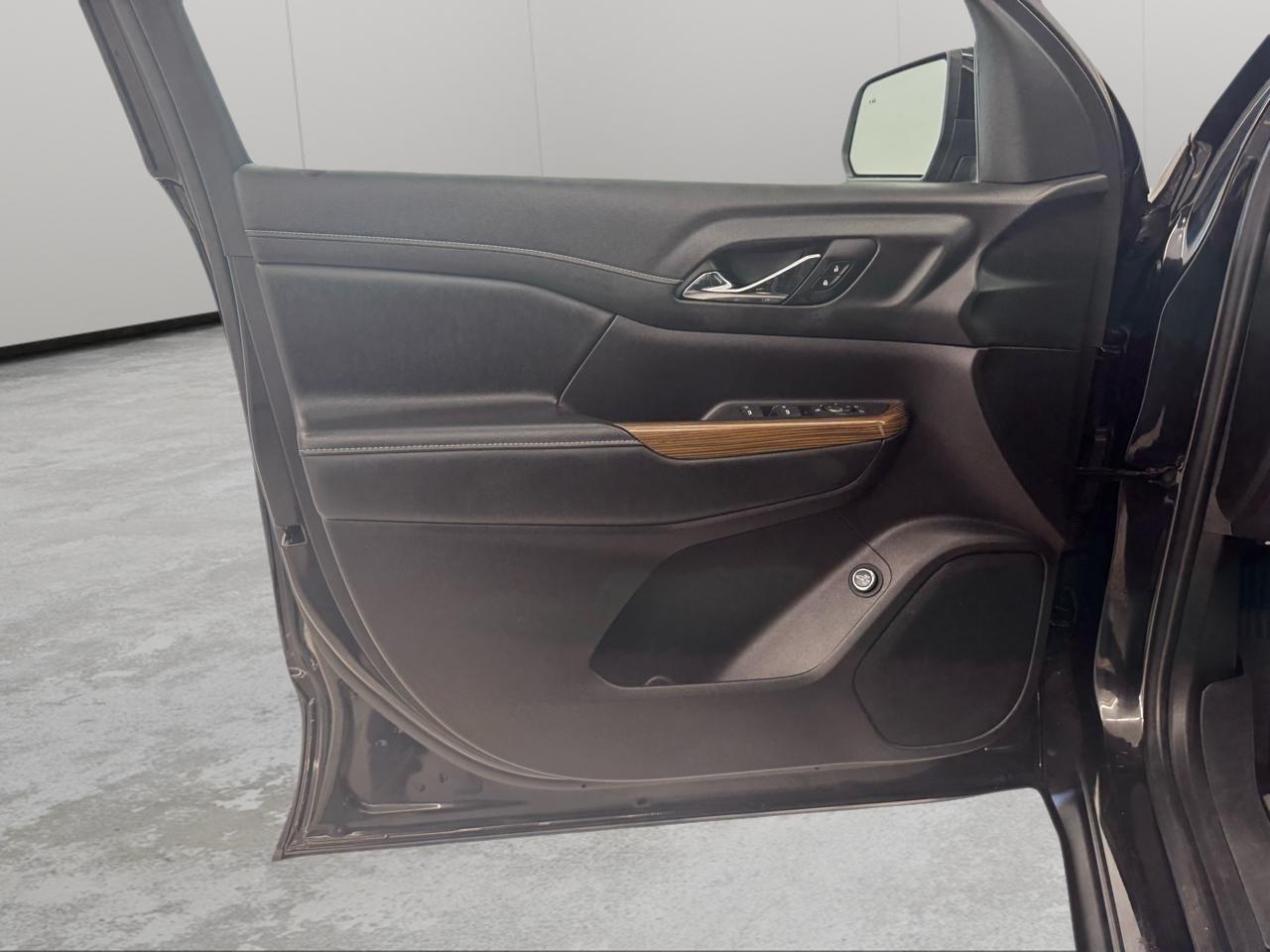 GMC Acadia FWD 4dr SLE 2022