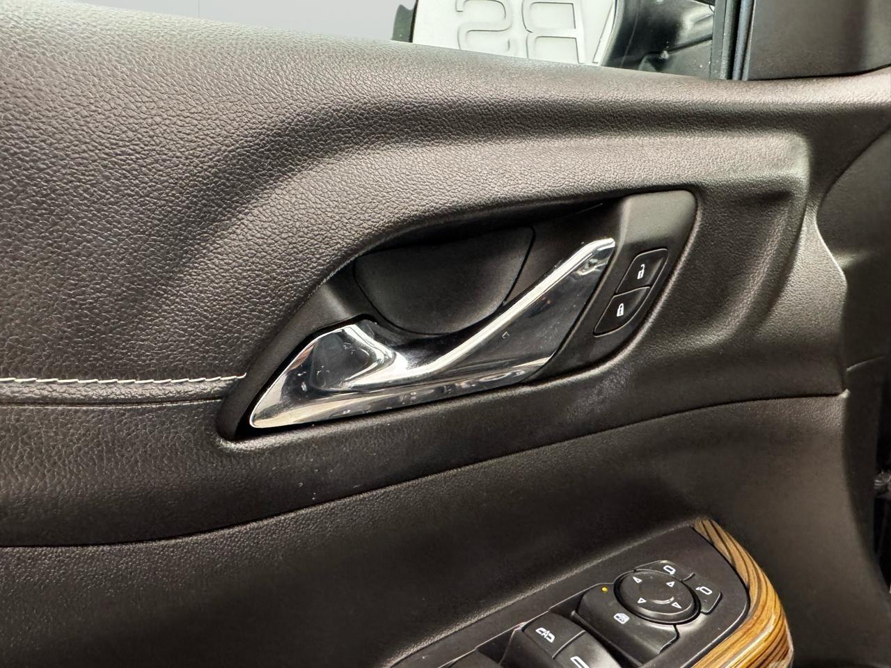 GMC Acadia FWD 4dr SLE 2022