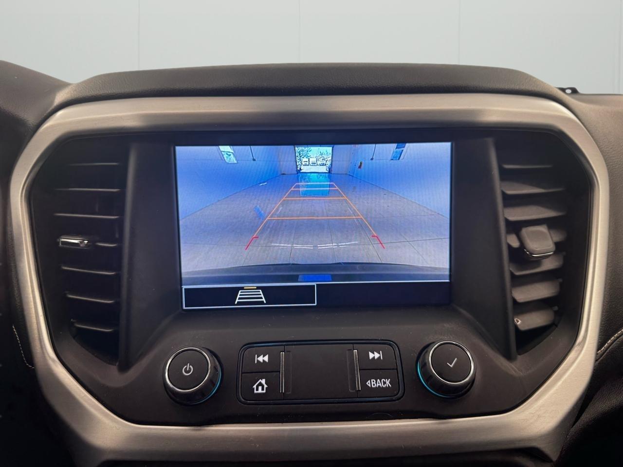 GMC Acadia FWD 4dr SLE 2022