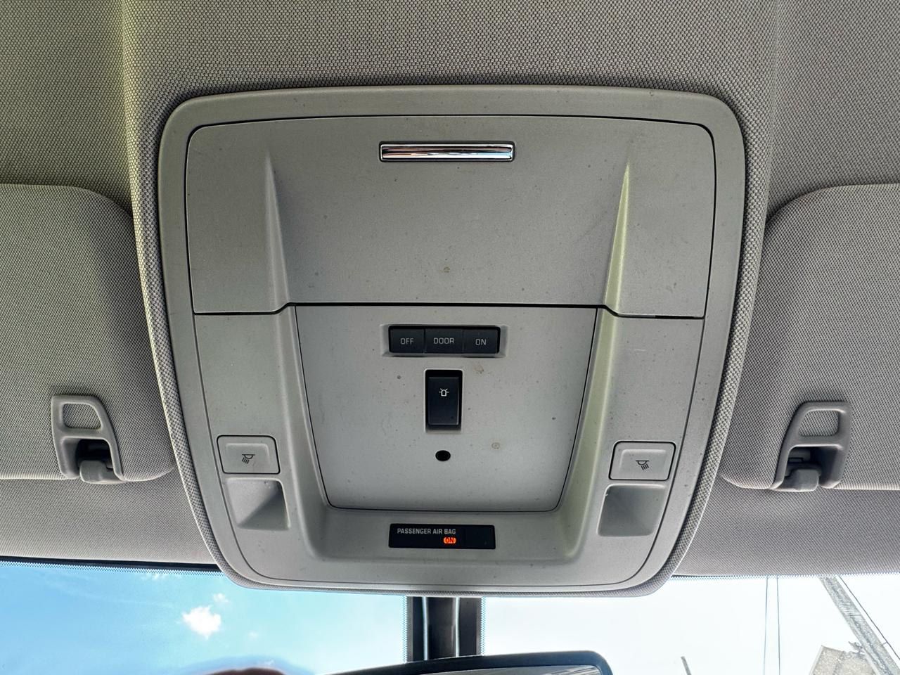 Chevrolet Silverado MD 4WD Crew Cab LT 2022