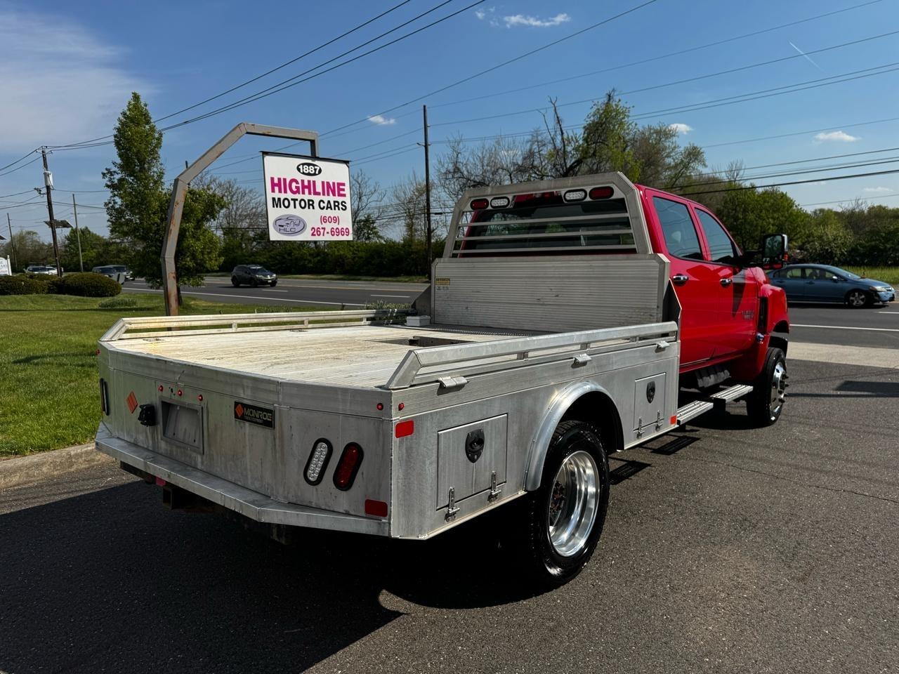 Chevrolet Silverado MD 4WD Crew Cab LT 2022