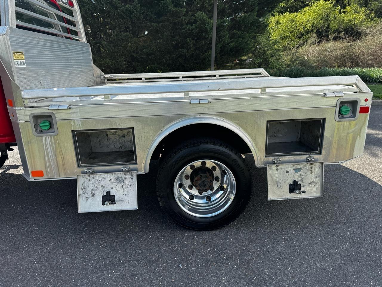 Chevrolet Silverado MD 4WD Crew Cab LT 2022