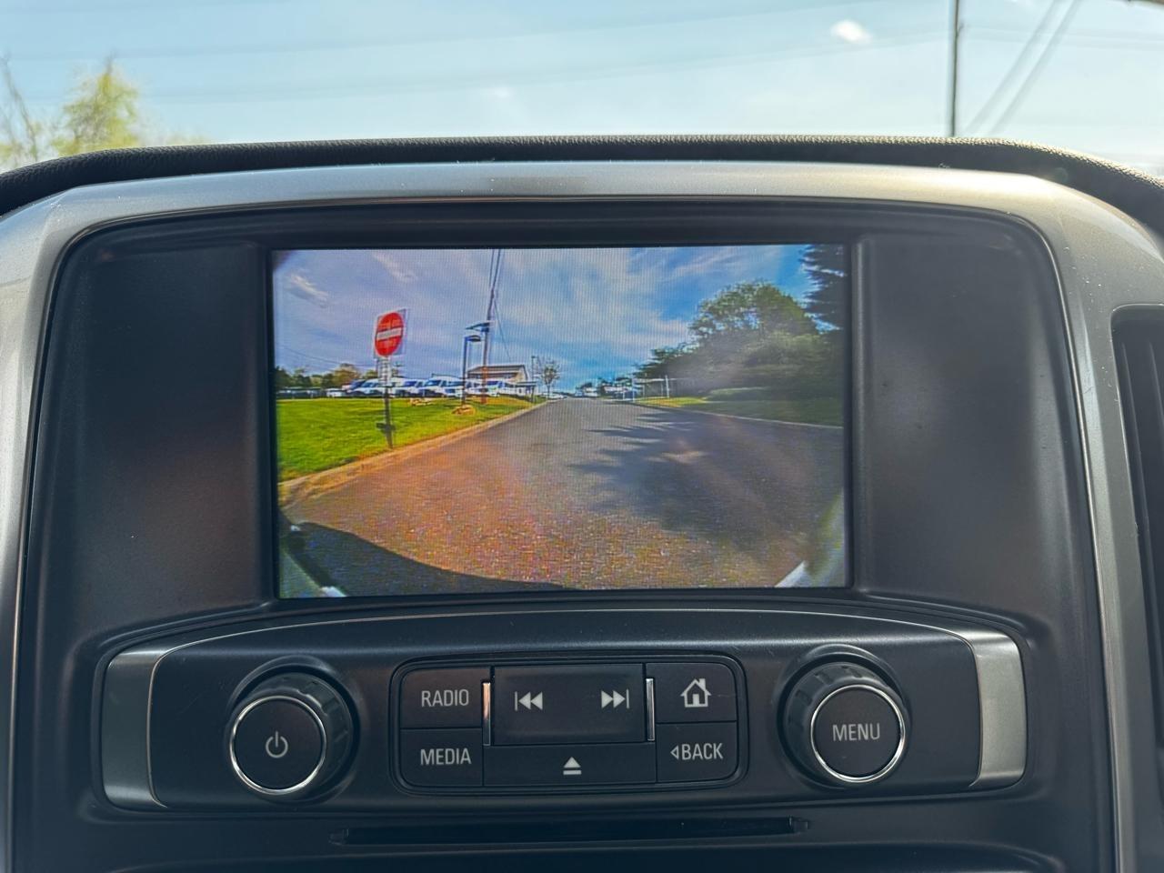 Chevrolet Silverado MD 4WD Crew Cab LT 2022