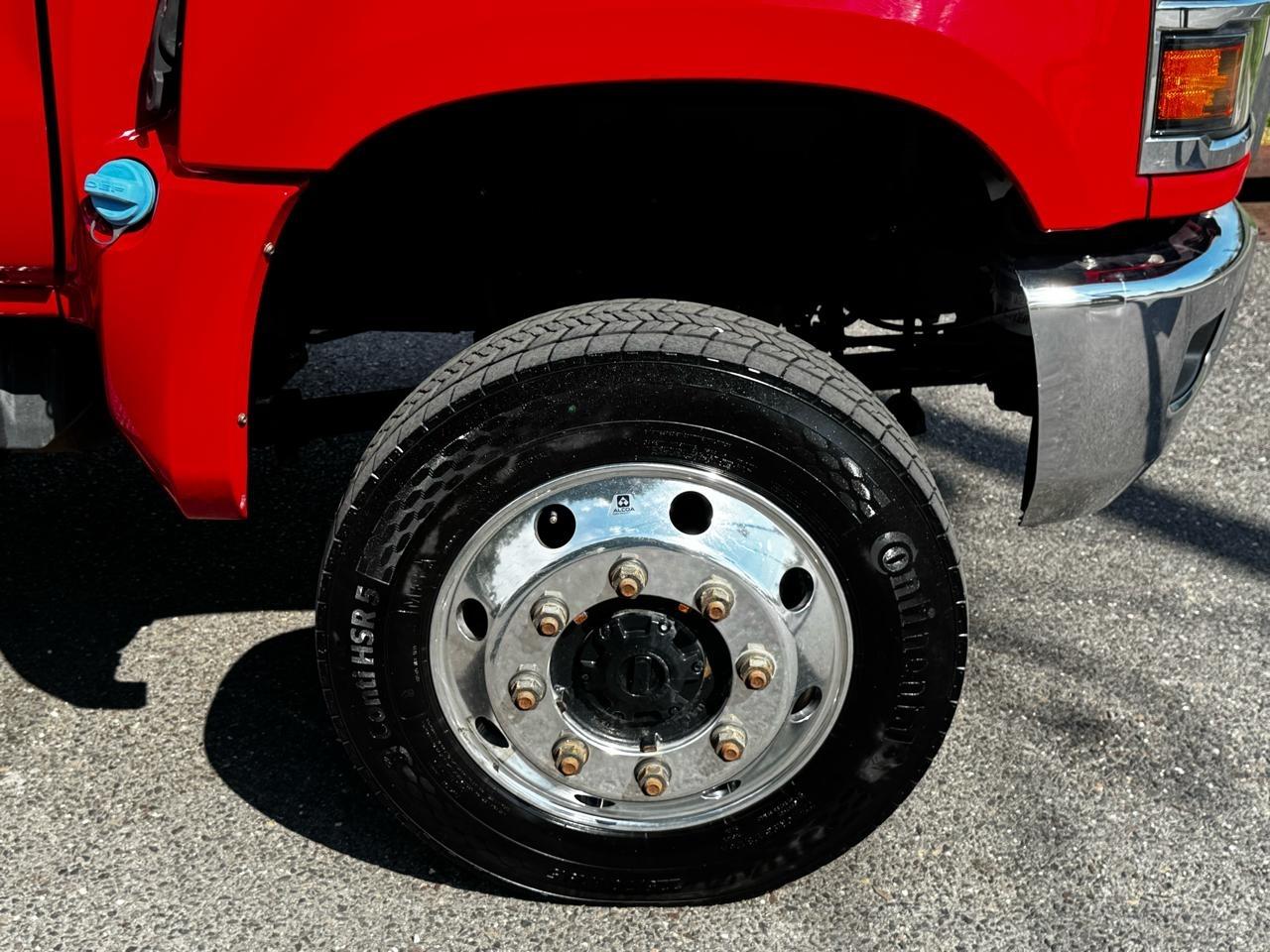 Chevrolet Silverado MD 4WD Crew Cab LT 2022