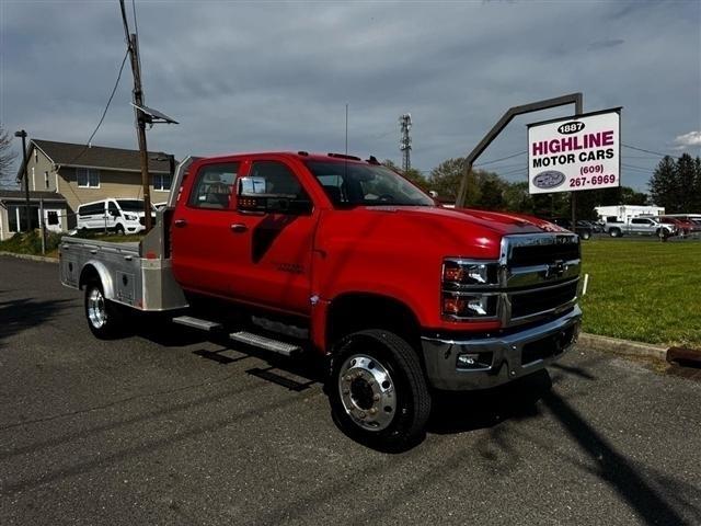 Chevrolet Silverado MD 4WD Crew Cab LT 2022