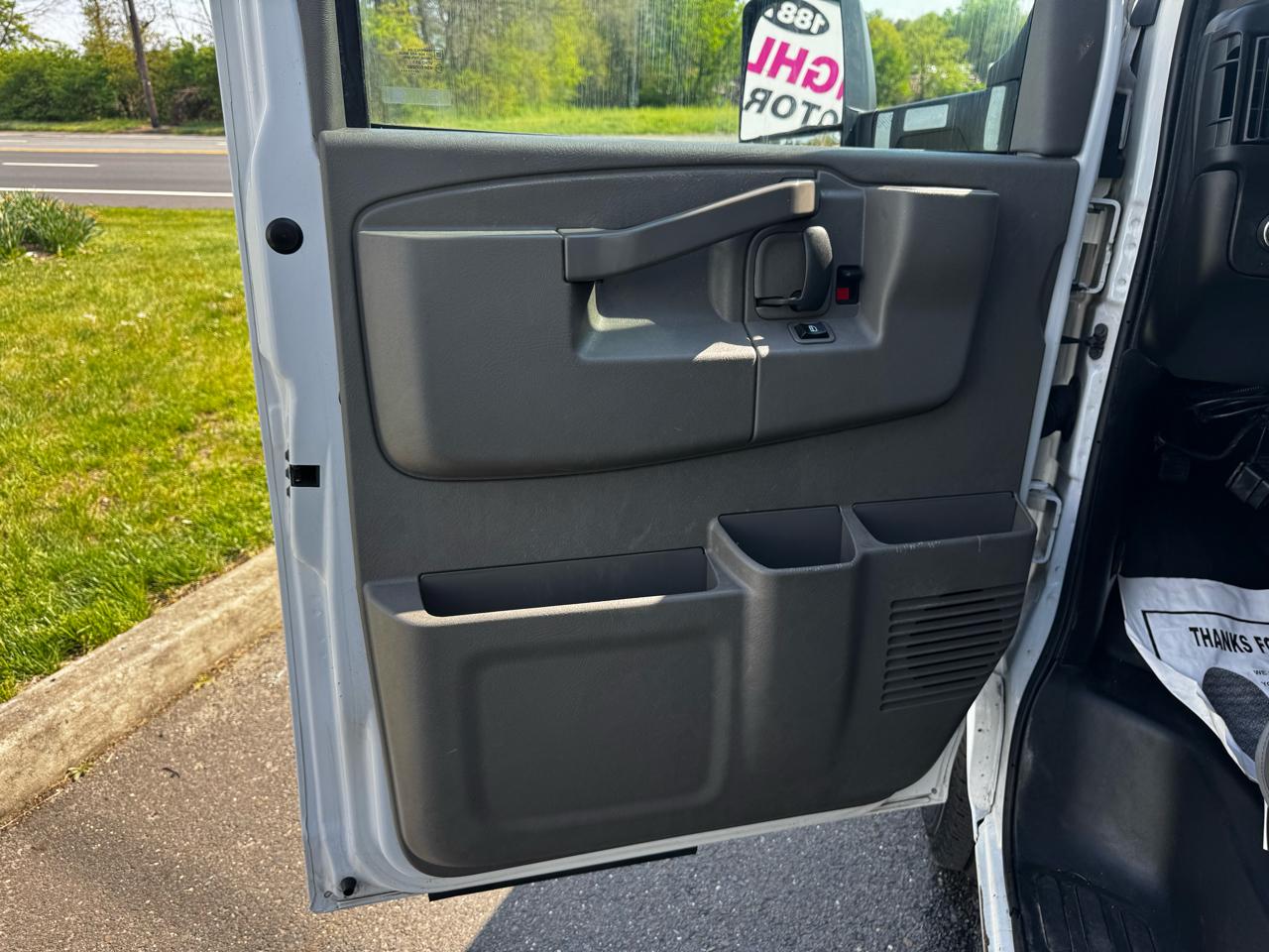 Chevrolet Express Commercial Cutaway 3500 Van 139" 2022