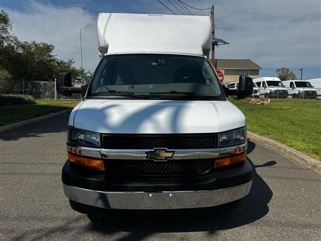 Chevrolet Express Commercial Cutaway 3500 Van 139" 2022