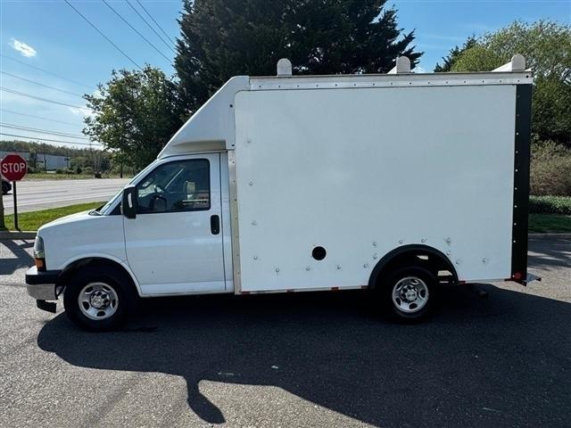 Chevrolet Express Commercial Cutaway 3500 Van 139" 2022