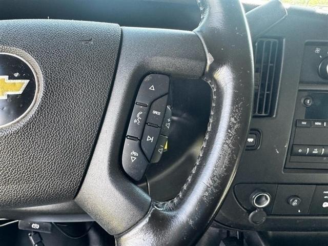 Chevrolet Express Commercial Cutaway 3500 Van 139" 2022