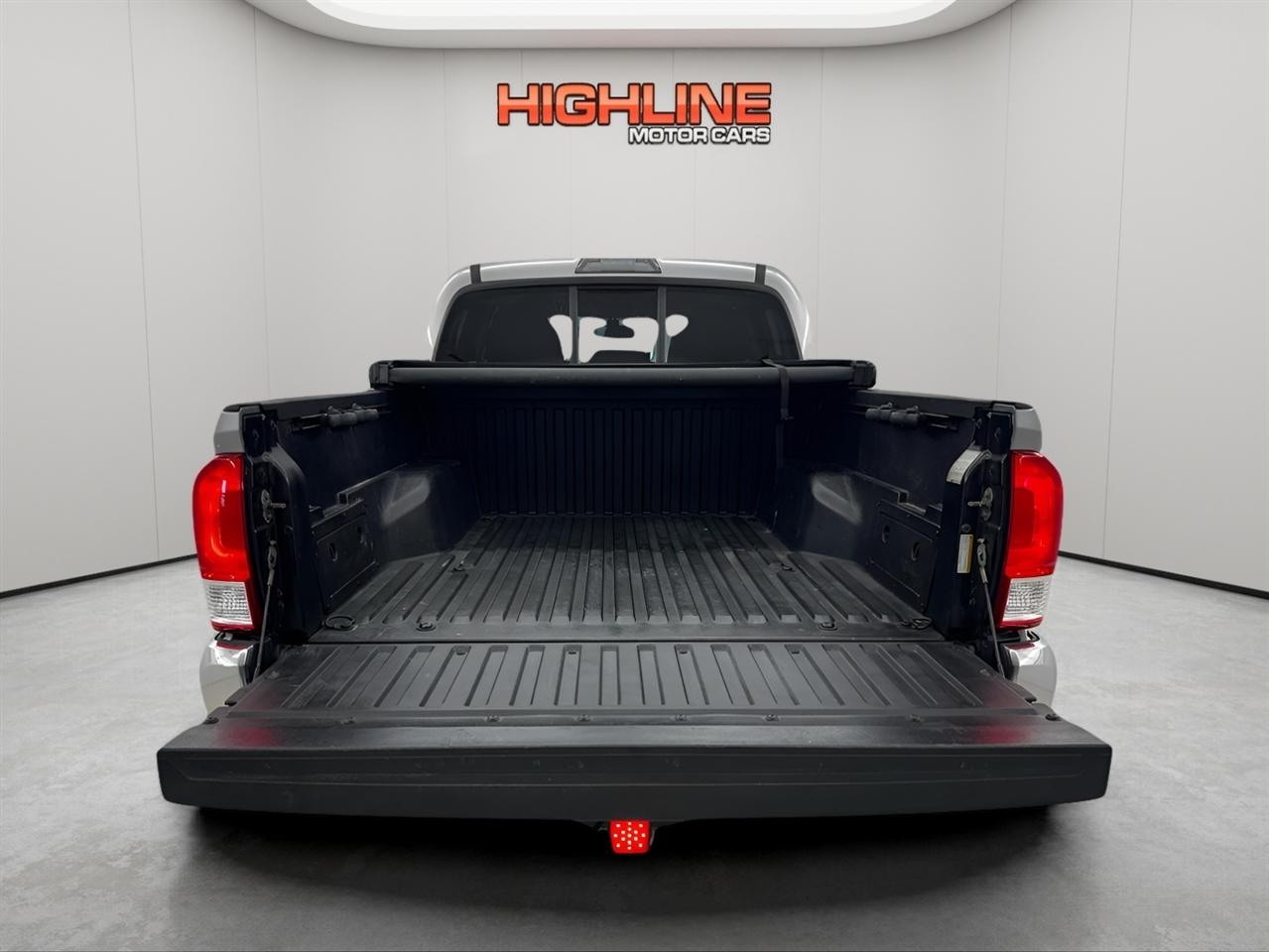 Toyota Tacoma 4WD Double Cab V6 MT TRD Off Road (Natl) 2016