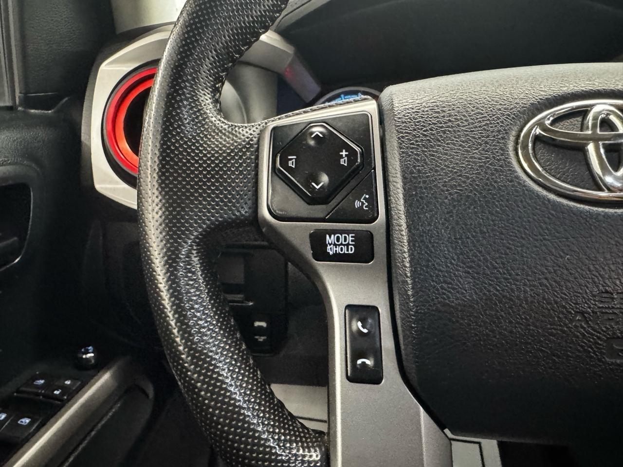 Toyota Tacoma 4WD Double Cab V6 MT TRD Off Road (Natl) 2016