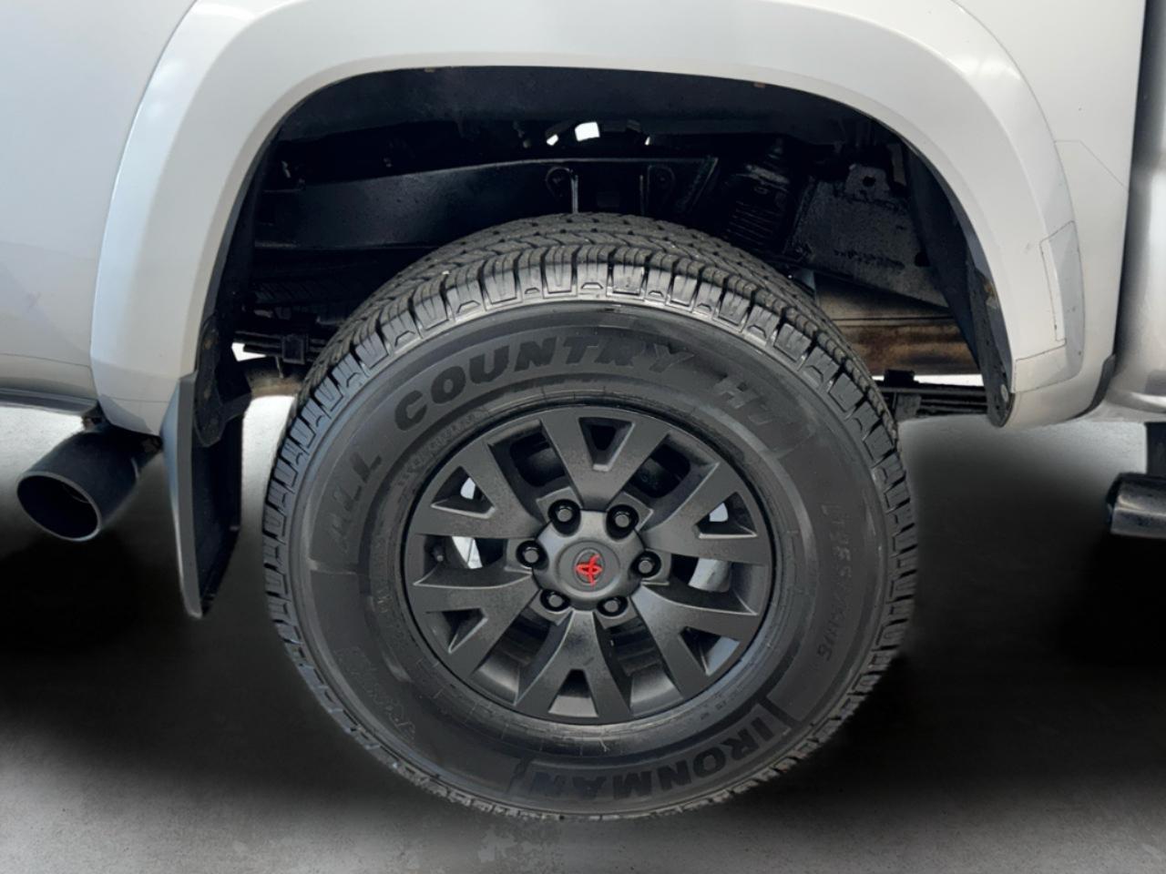 Toyota Tacoma 4WD Double Cab V6 MT TRD Off Road (Natl) 2016