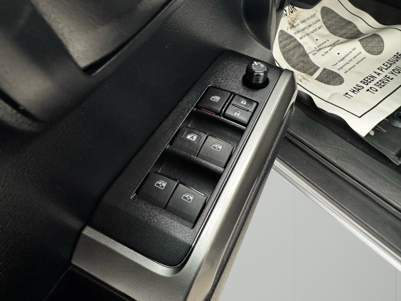 Toyota Tacoma 4WD TRD Off Road Double Cab 6' Bed V6 AT (Natl) 2019