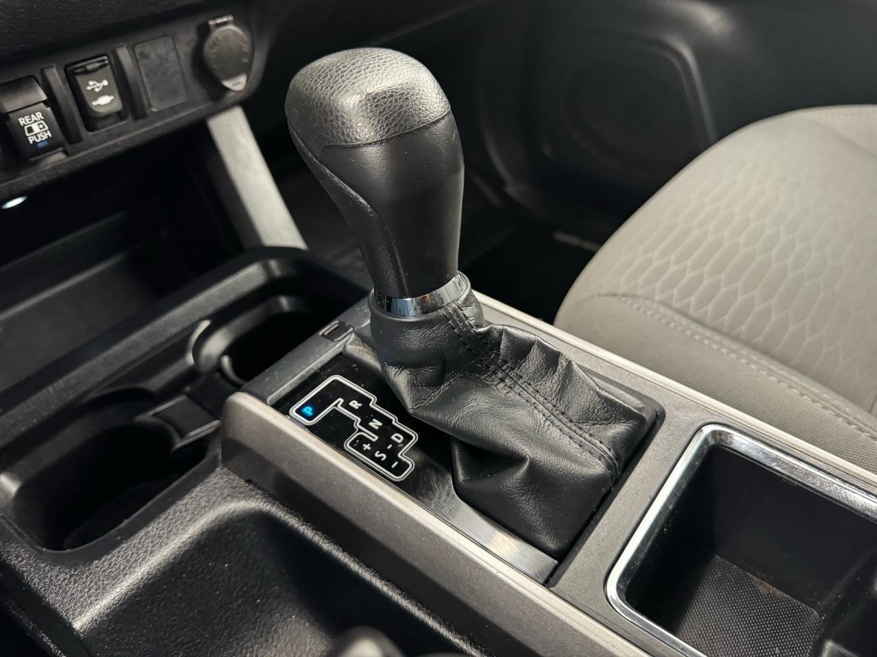 Toyota Tacoma 4WD TRD Off Road Double Cab 6' Bed V6 AT (Natl) 2019