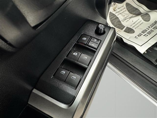 Toyota Tacoma 4WD TRD Off Road Double Cab 6' Bed V6 AT (Natl) 2019