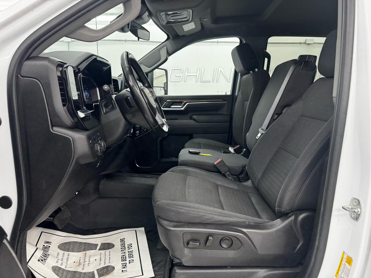 Chevrolet Silverado 2500HD 4WD Crew Cab 159" LT 2025