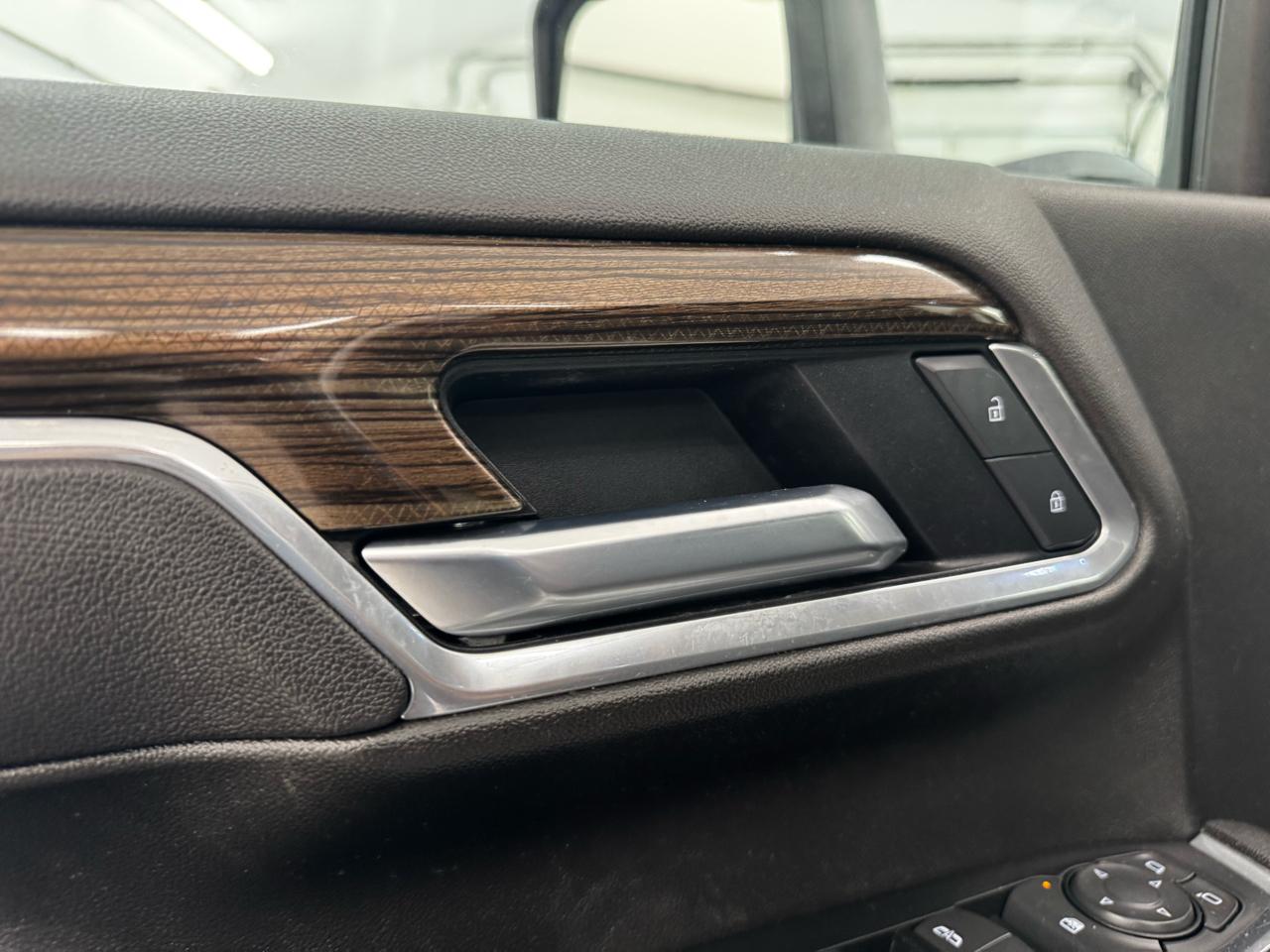 Chevrolet Silverado 2500HD 4WD Crew Cab 159" LT 2025