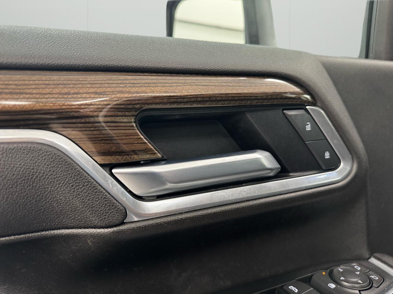 Chevrolet Silverado 2500HD 4WD Crew Cab 159" LT 2025