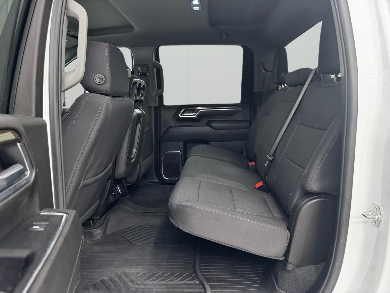 Chevrolet Silverado 2500HD 4WD Crew Cab 159" LT 2025