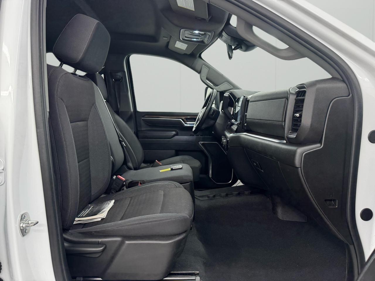 Chevrolet Silverado 2500HD 4WD Crew Cab 159" LT 2025