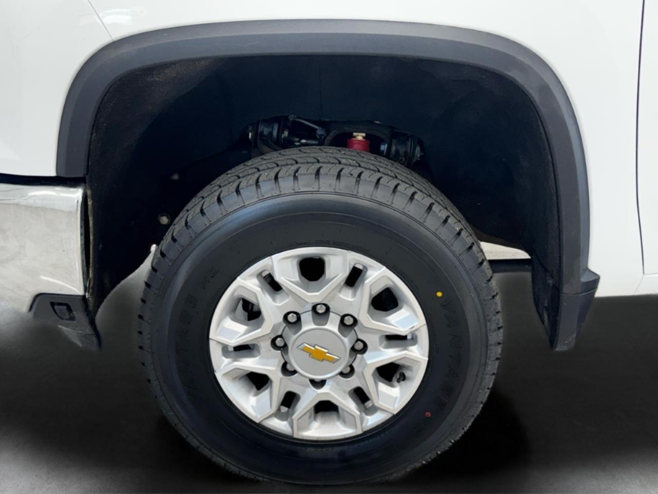 Chevrolet Silverado 2500HD 4WD Crew Cab 159" LT 2025