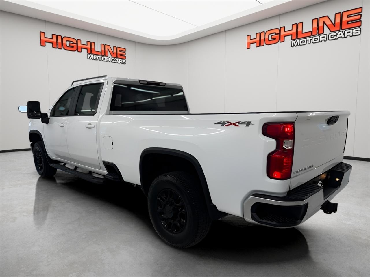 Chevrolet Silverado 3500HD 4WD Crew Cab 172" LT 2020