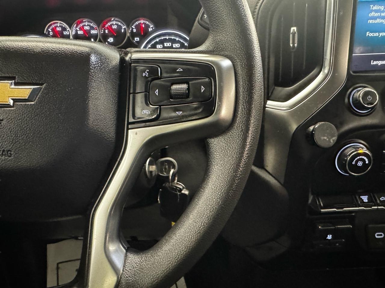 Chevrolet Silverado 3500HD 4WD Crew Cab 172" LT 2020