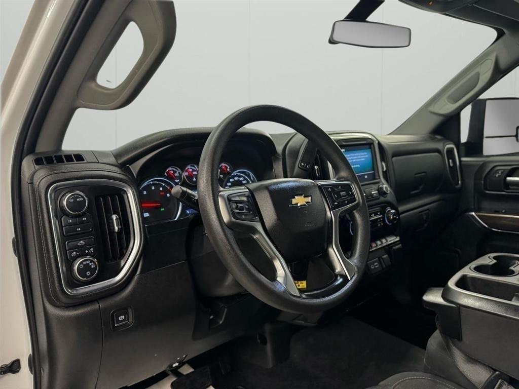 Chevrolet Silverado 3500HD 4WD Crew Cab 172" LT 2020